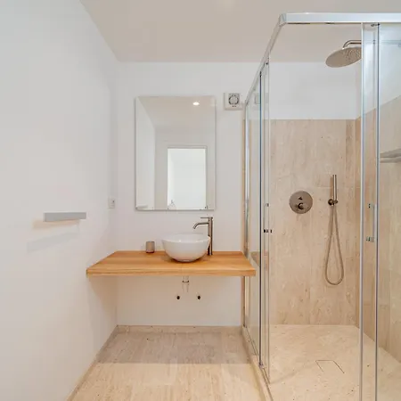 Super Lusso E Design Con Piscina