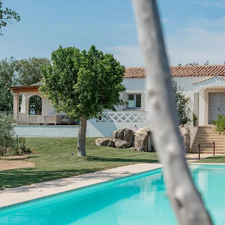 Super Lusso E Design Con Piscina Villa San Pantaleo