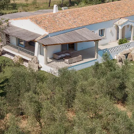 Super Lusso E Design Con Piscina Villa San Pantaleo